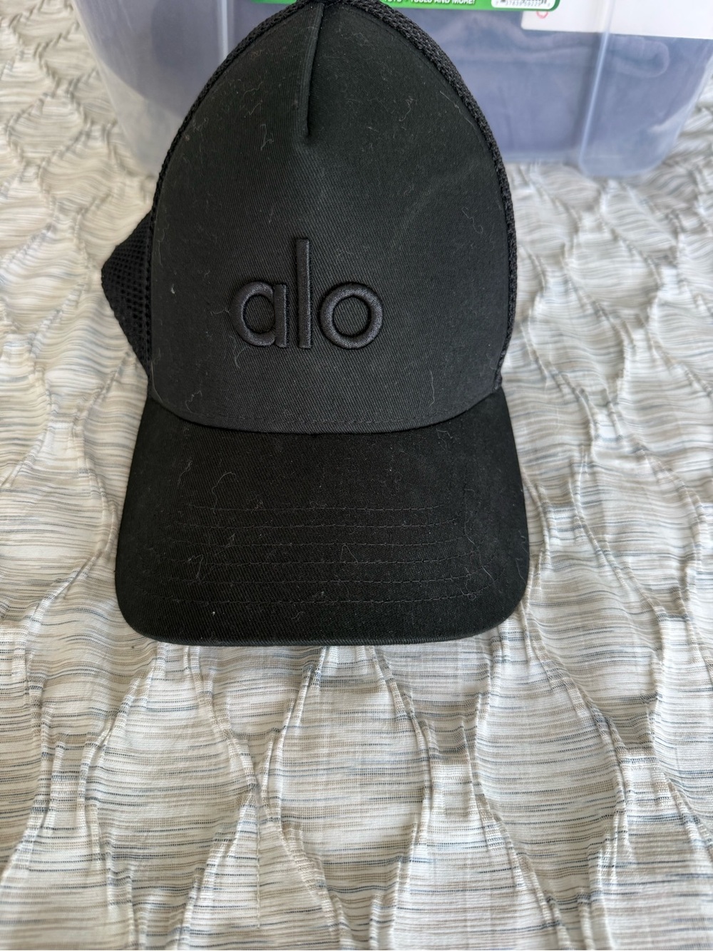 Alo Yoga Trucker Hat